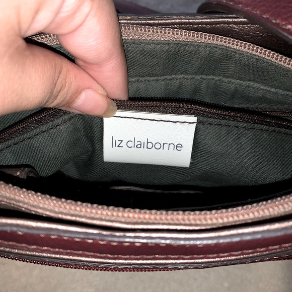 Red and Gray Liz Claiborne Purse - Picture 5 of 11